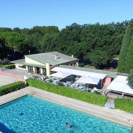 Domaine Le Moulin Neuf Hotel Saint-Quentin-la-Poterie Buitenkant foto