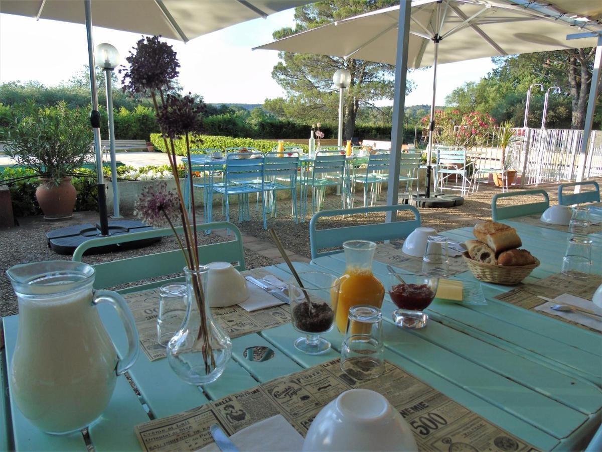 Domaine Le Moulin Neuf Hotel Saint-Quentin-la-Poterie Buitenkant foto